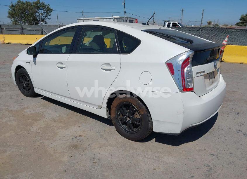 Photo 3 of 2012 Toyota Prius THREE (VIN JTDKN3DUXC5422843)