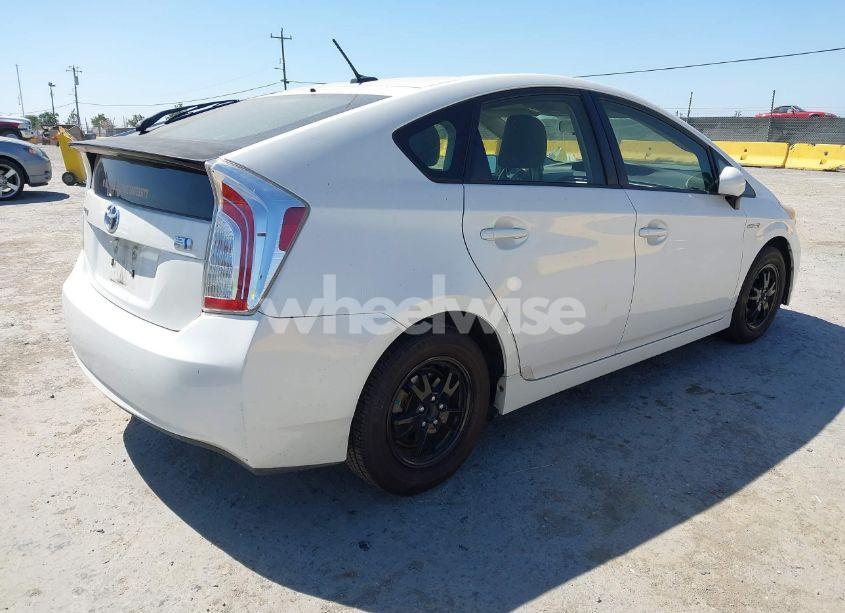 Photo 4 of 2012 Toyota Prius THREE (VIN JTDKN3DUXC5422843)