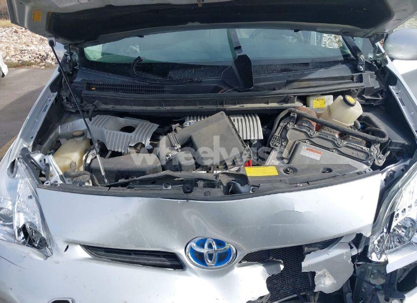 Photo 10 of 2012 Toyota Prius TWO (VIN JTDKN3DUXC5460749)