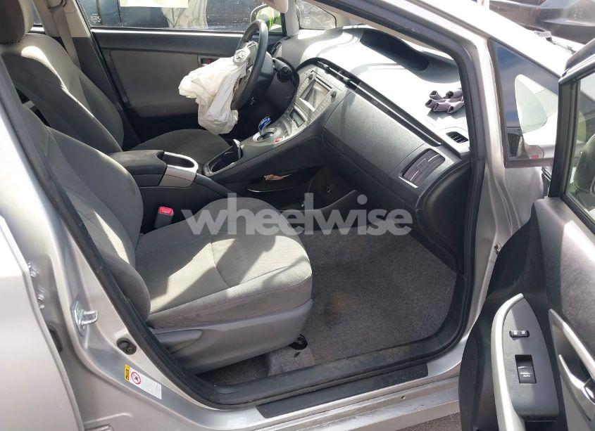 Photo 5 of 2012 Toyota Prius TWO (VIN JTDKN3DUXC5460749)