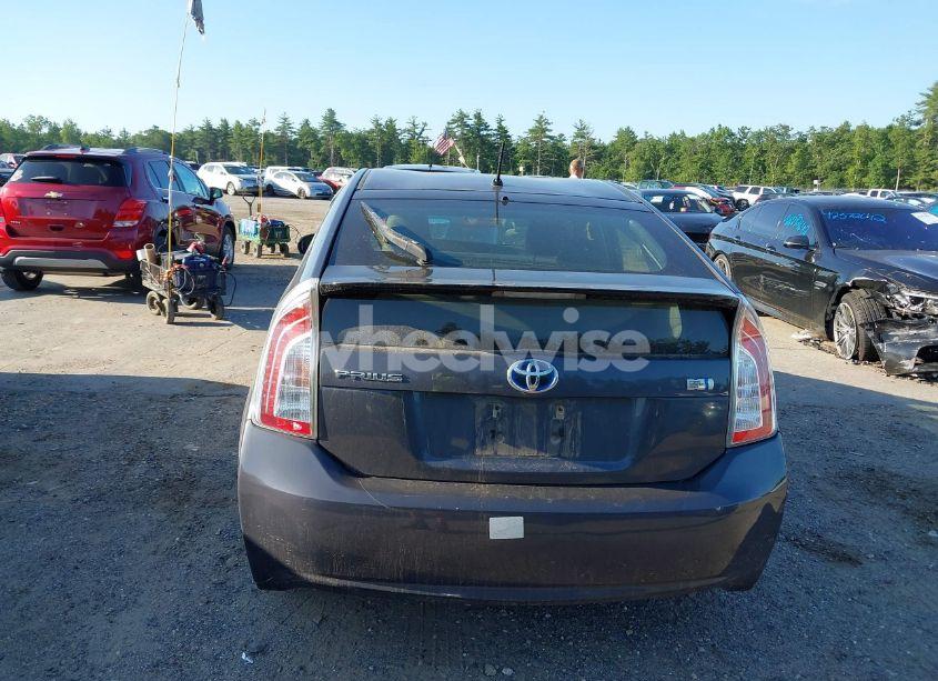 Photo 16 of 2012 Toyota Prius TWO (VIN JTDKN3DUXC5477423)