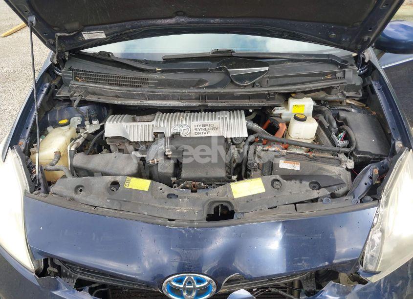 Photo 10 of 2013 Toyota Prius FIVE/FOUR/THREE/THREE SE/TWO (VIN JTDKN3DUXD0345518)