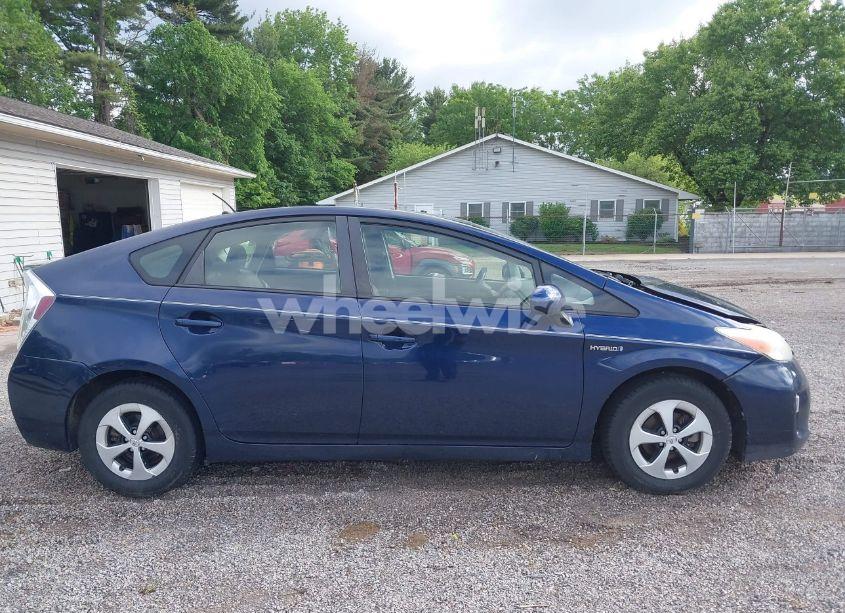 Photo 13 of 2013 Toyota Prius FIVE/FOUR/THREE/THREE SE/TWO (VIN JTDKN3DUXD0345518)