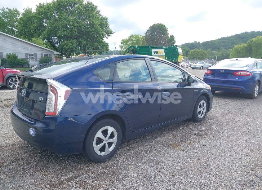 Photo 4 of 2013 Toyota Prius FIVE/FOUR/THREE/THREE SE/TWO (VIN JTDKN3DUXD0345518)