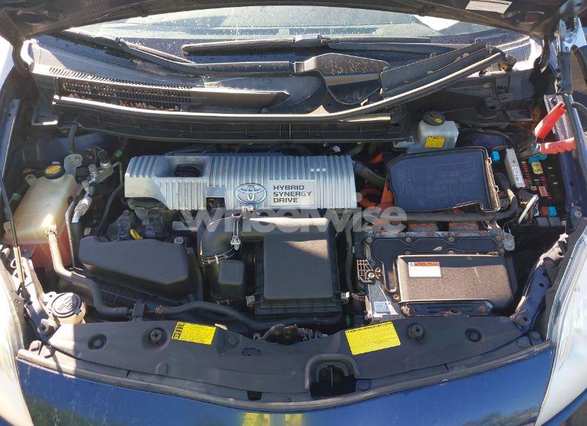 Photo 10 of 2013 Toyota Prius FOUR (VIN JTDKN3DUXD0350069)