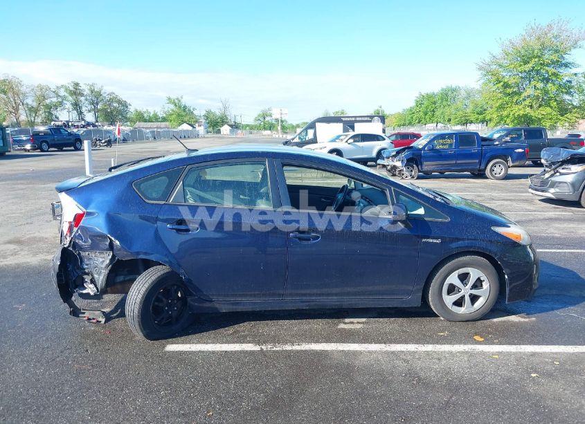 Photo 13 of 2013 Toyota Prius FOUR (VIN JTDKN3DUXD0350069)