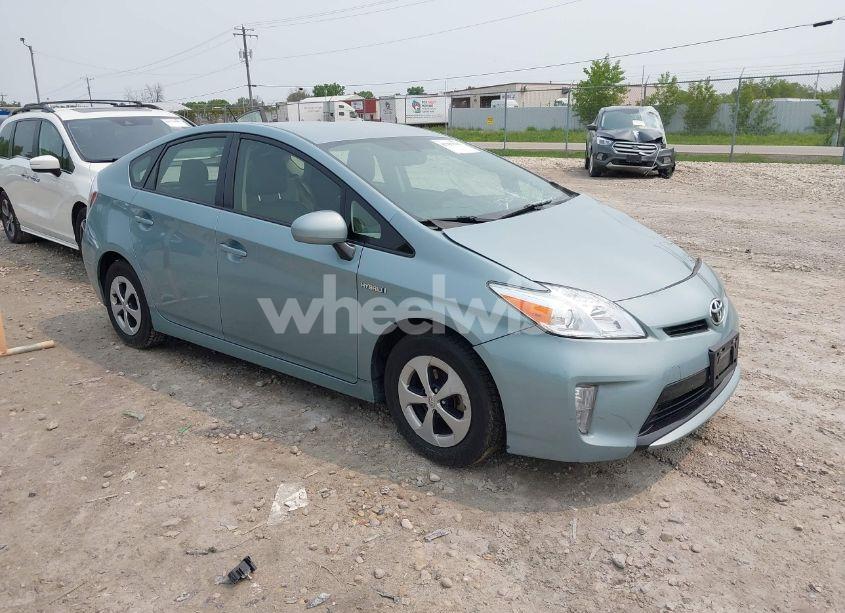 2013 Toyota Prius FOUR (VIN JTDKN3DUXD1672205) main photo