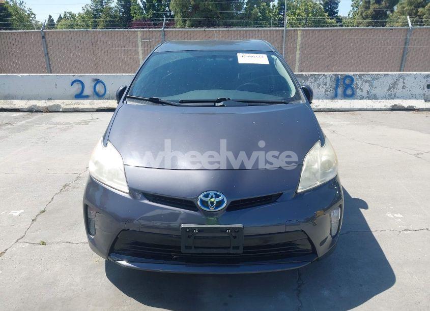 Photo 6 of 2013 Toyota Prius TWO (VIN JTDKN3DUXD5565888)