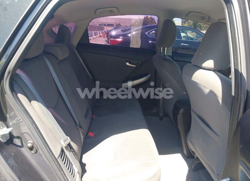 Photo 8 of 2013 Toyota Prius TWO (VIN JTDKN3DUXD5565888)