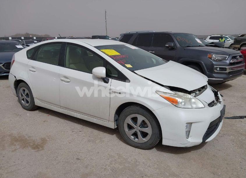 2013 Toyota Prius TWO (VIN JTDKN3DUXD5584540) main photo