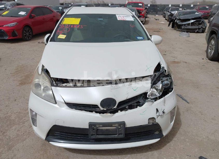 Photo 12 of 2013 Toyota Prius TWO (VIN JTDKN3DUXD5584540)