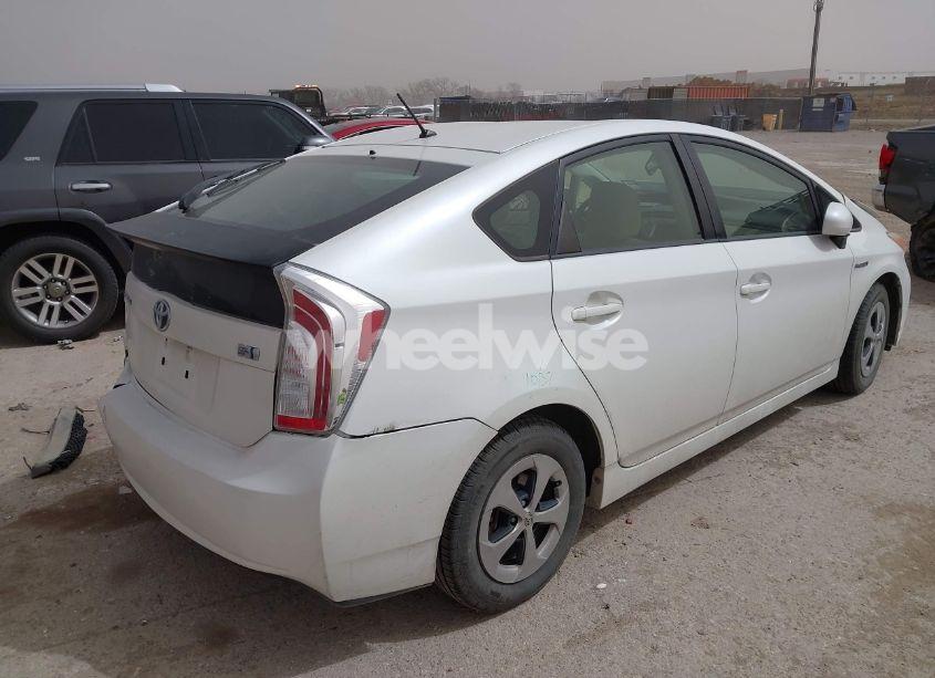 Photo 4 of 2013 Toyota Prius TWO (VIN JTDKN3DUXD5584540)