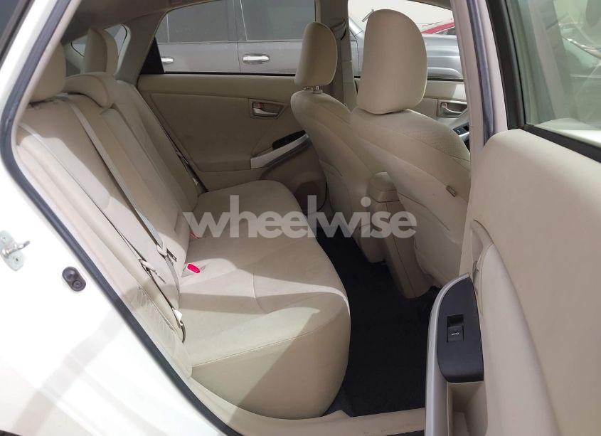 Photo 8 of 2013 Toyota Prius TWO (VIN JTDKN3DUXD5584540)