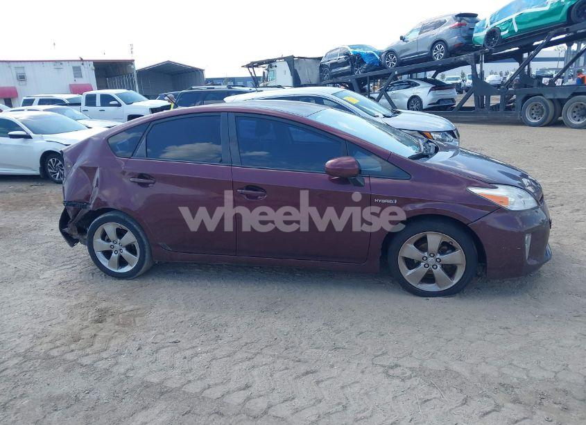 Photo 13 of 2013 Toyota Prius (VIN JTDKN3DUXD5620985)