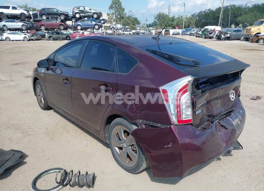 Photo 3 of 2013 Toyota Prius (VIN JTDKN3DUXD5620985)