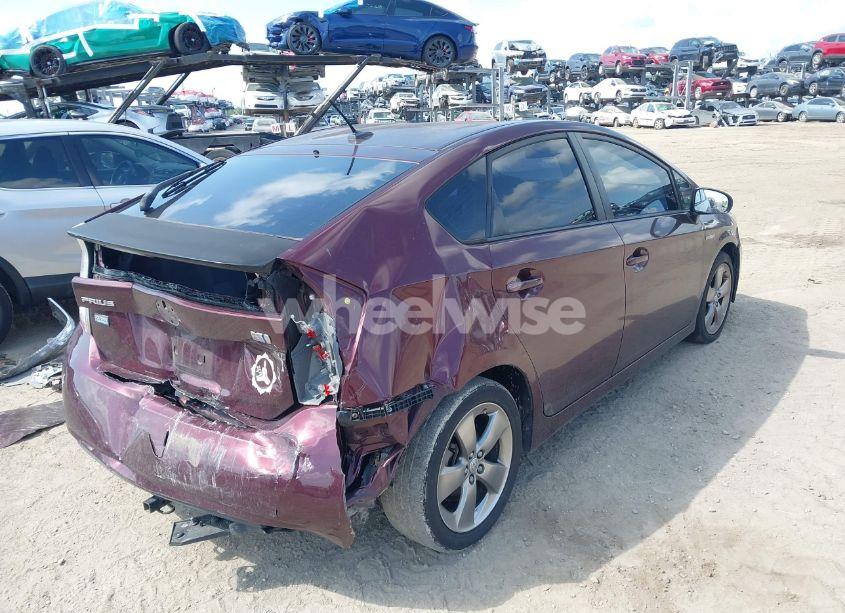 Photo 4 of 2013 Toyota Prius (VIN JTDKN3DUXD5620985)