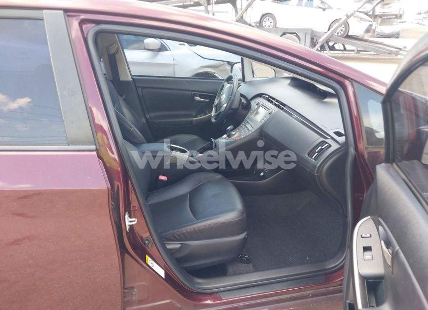 Photo 5 of 2013 Toyota Prius (VIN JTDKN3DUXD5620985)