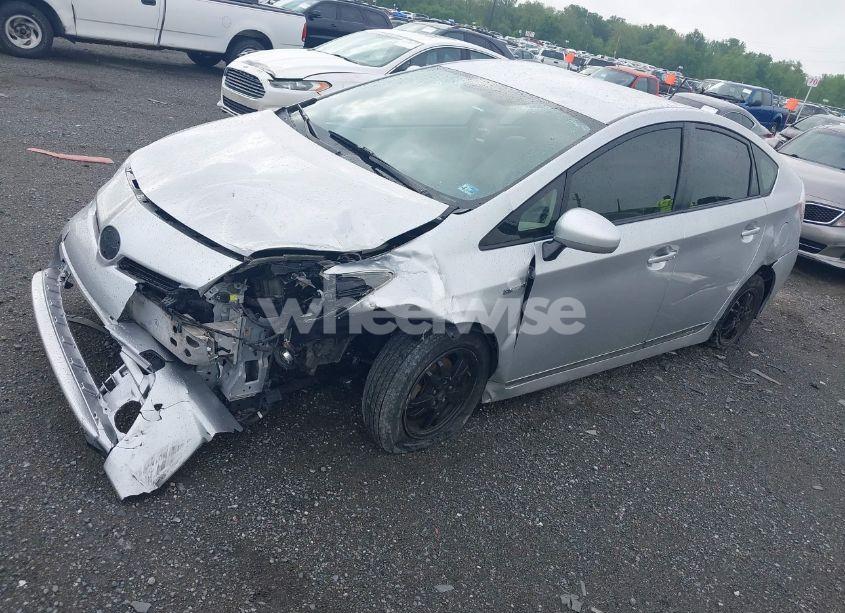 Photo 2 of 2013 Toyota Prius THREE (VIN JTDKN3DUXD5626785)