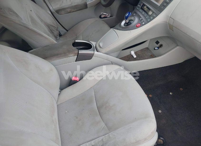 Photo 5 of 2013 Toyota Prius THREE (VIN JTDKN3DUXD5626785)