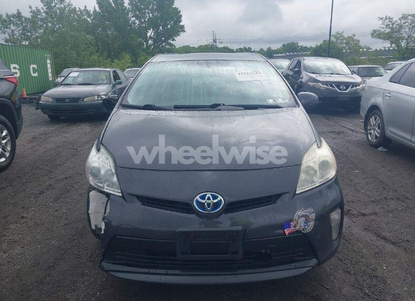 Photo 12 of 2013 Toyota Prius FOUR (VIN JTDKN3DUXD5635373)