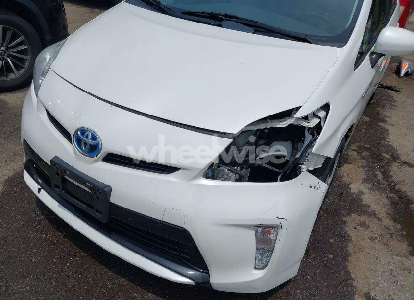 Photo 6 of 2013 Toyota Prius FOUR (VIN JTDKN3DUXD5672424)