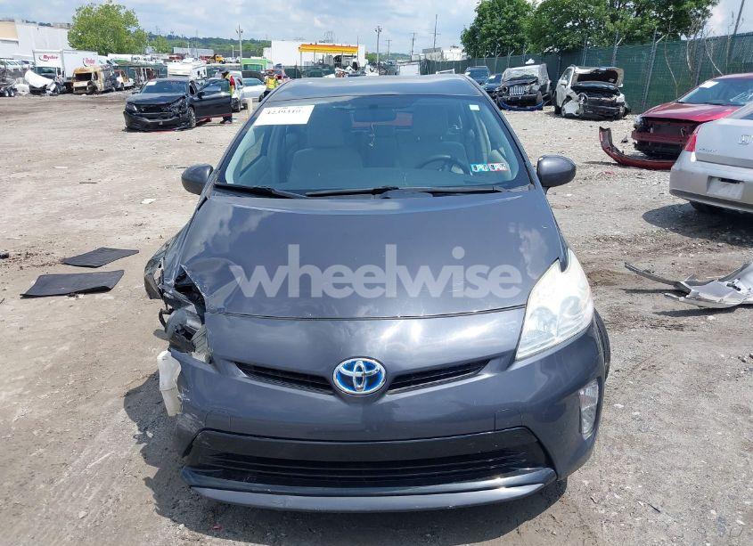 Photo 13 of 2014 Toyota Prius (VIN JTDKN3DUXE0368475)