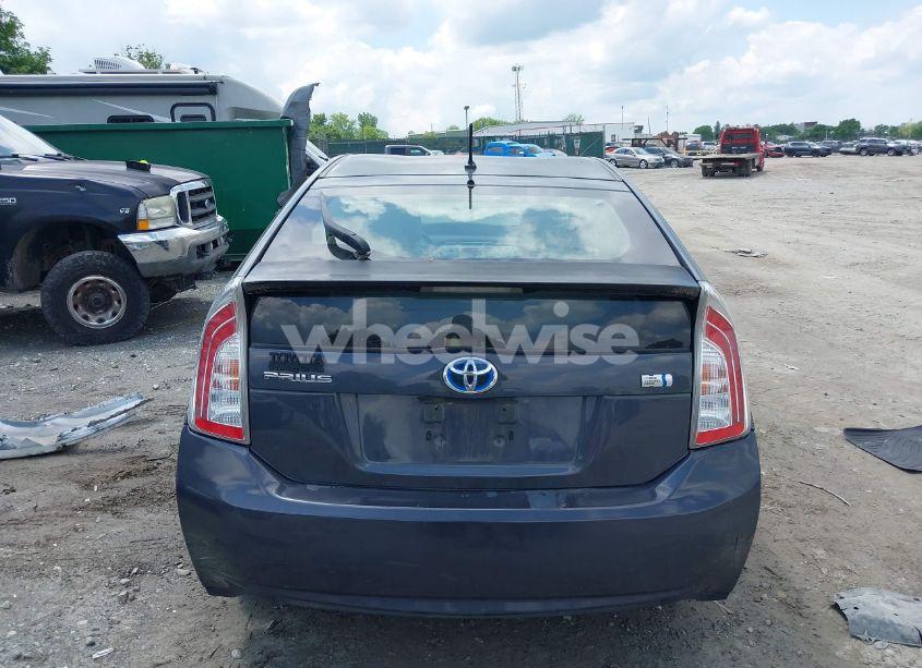 Photo 17 of 2014 Toyota Prius (VIN JTDKN3DUXE0368475)