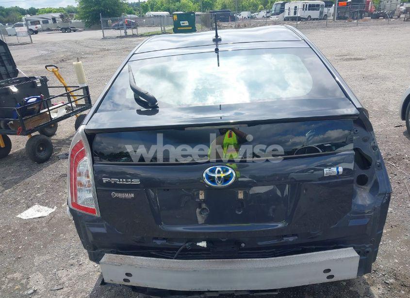 Photo 16 of 2014 Toyota Prius (VIN JTDKN3DUXE1816059)