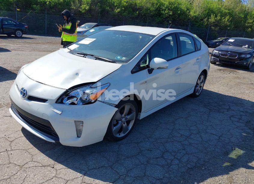 Photo 2 of 2015 Toyota Prius PERSONA SERIES SPECIAL EDITION (VIN JTDKN3DUXF0395113)