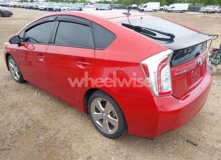 Photo 3 of 2015 Toyota Prius FIVE/FOUR/PERSONA SERIES SPECIAL EDITION/THREE/TWO (VIN JTDKN3DUXF1887604)