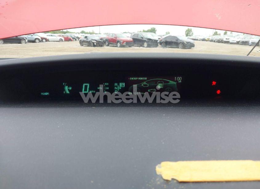 Photo 7 of 2015 Toyota Prius FIVE/FOUR/PERSONA SERIES SPECIAL EDITION/THREE/TWO (VIN JTDKN3DUXF1887604)