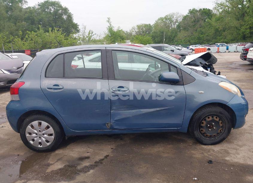 Photo 13 of 2009 Toyota Yaris (VIN JTDKT903295227852)