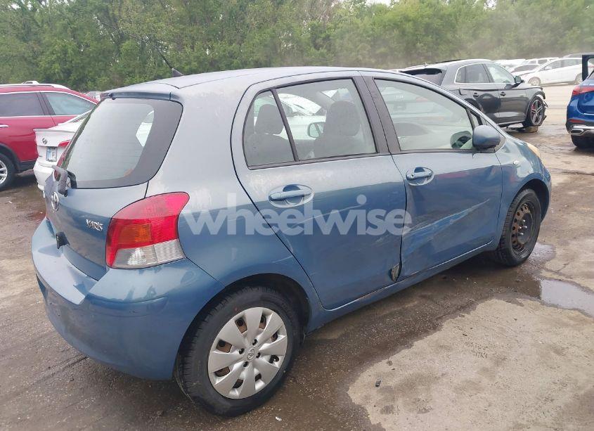 Photo 4 of 2009 Toyota Yaris (VIN JTDKT903295227852)