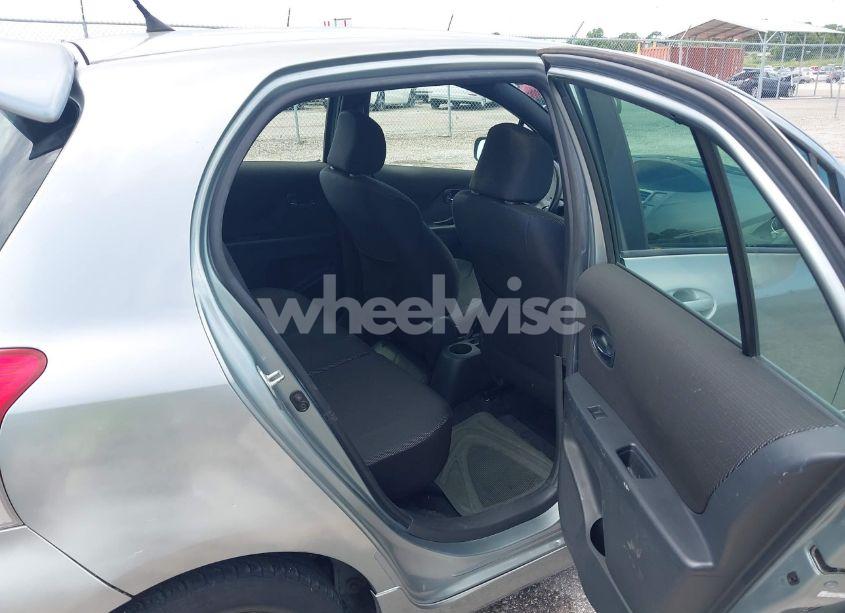 Photo 8 of 2009 Toyota Yaris S (VIN JTDKT903595261042)