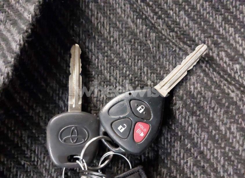 Photo 11 of 2009 Toyota Yaris (VIN JTDKT903795235400)