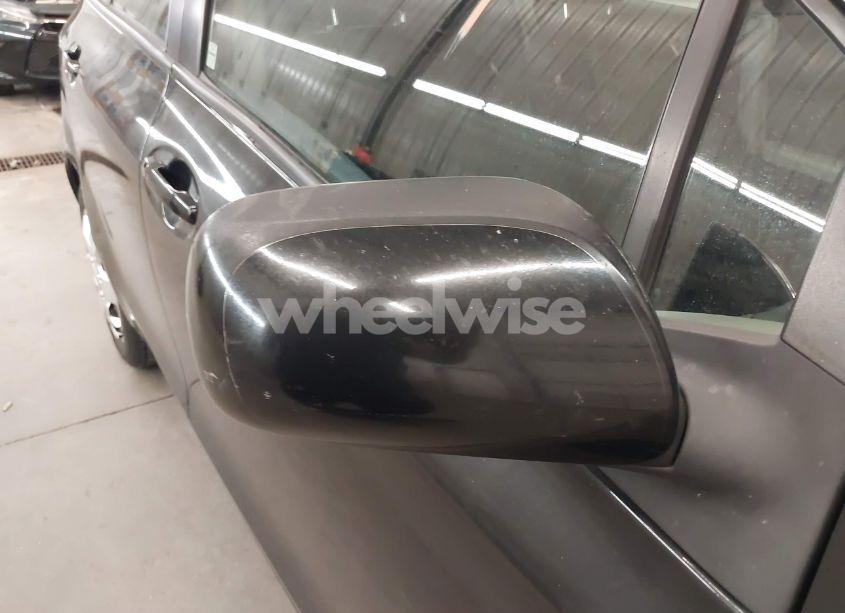 Photo 12 of 2009 Toyota Yaris (VIN JTDKT903795235400)