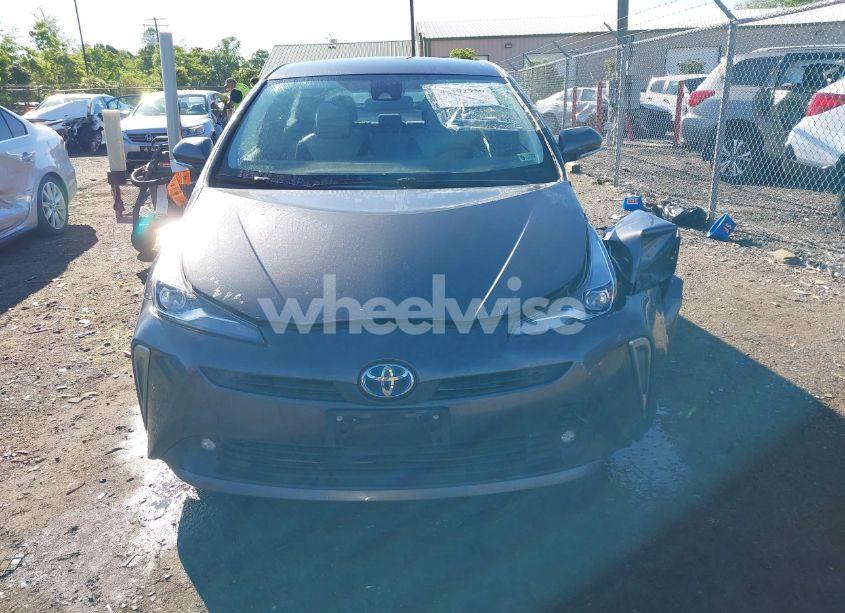 Photo 12 of 2019 Toyota Prius LE (VIN JTDL9RFU2K3005915)