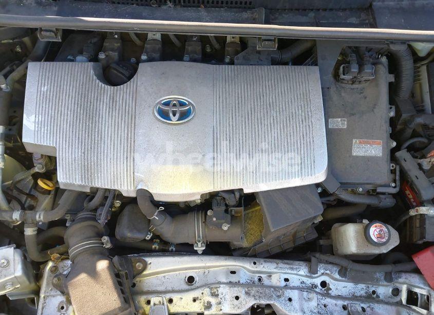 Photo 10 of 2020 Toyota Prius XLE AWD-E (VIN JTDL9RFU5L3013217)