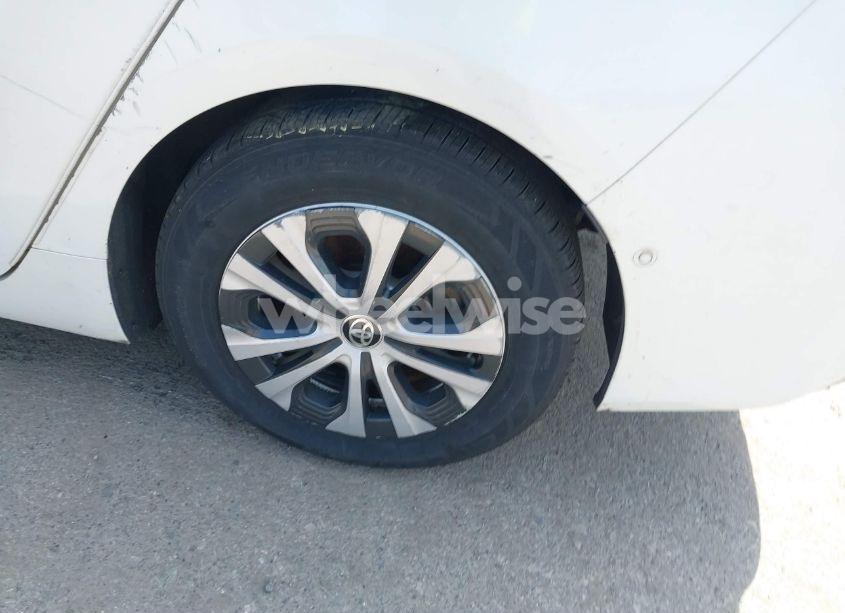 Photo 11 of 2020 Toyota Prius LE AWD-E (VIN JTDL9RFU7L3019326)