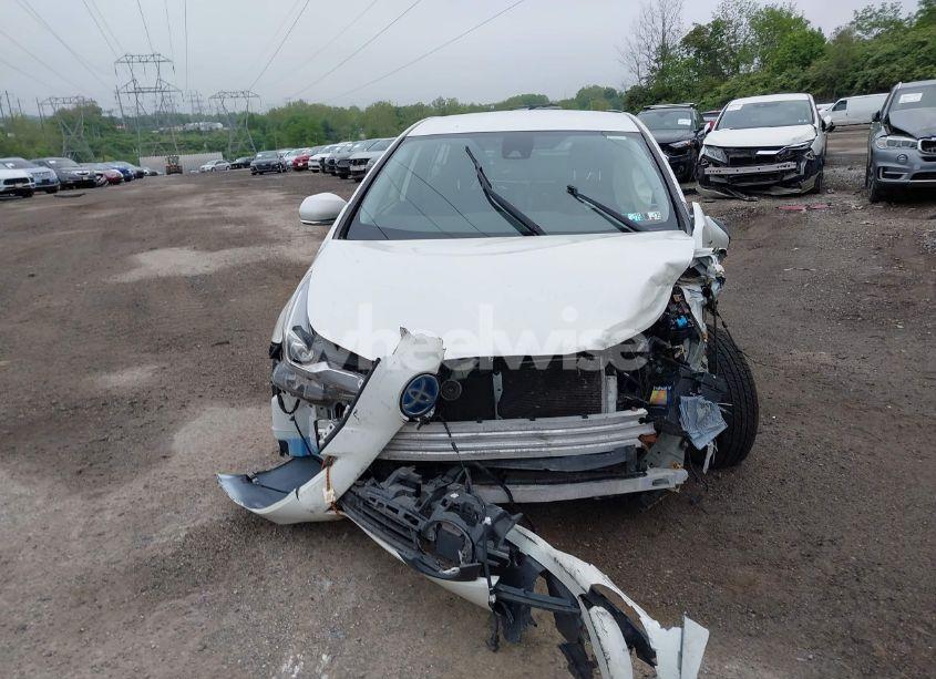 Photo 12 of 2020 Toyota Prius LE AWD-E (VIN JTDL9RFU7L3019326)