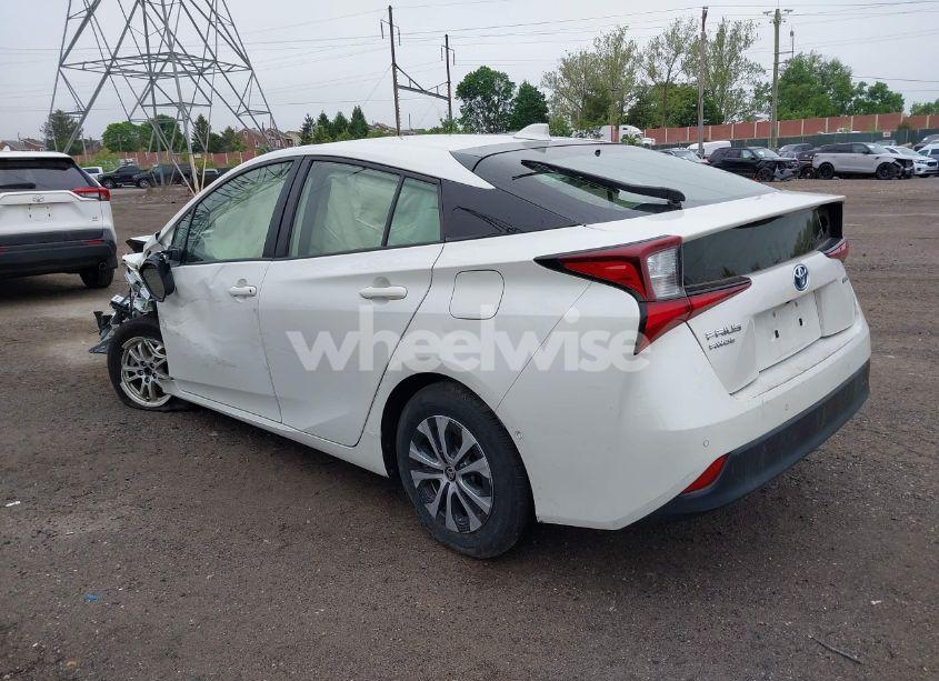 Photo 3 of 2020 Toyota Prius LE AWD-E (VIN JTDL9RFU7L3019326)