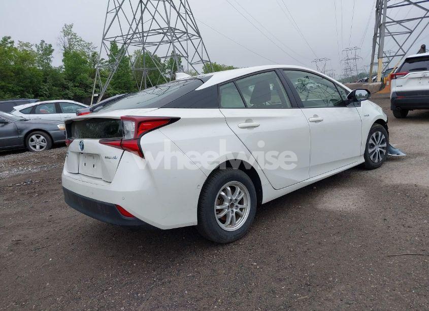 Photo 4 of 2020 Toyota Prius LE AWD-E (VIN JTDL9RFU7L3019326)