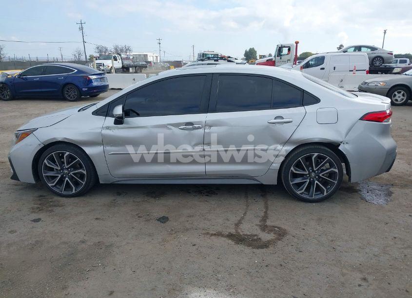 Photo 14 of 2022 Toyota Corolla SE 6MT (VIN JTDM4MCEXNJ097309)