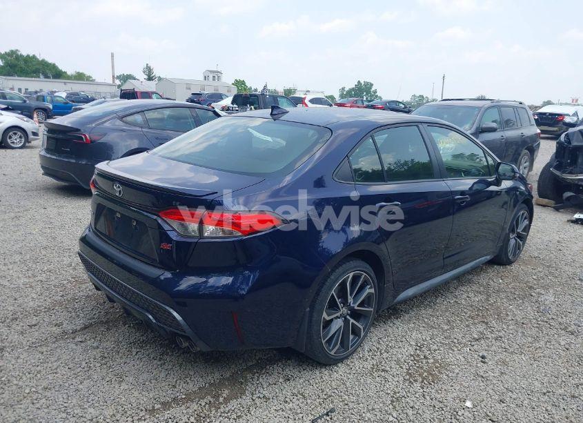 Photo 4 of 2020 Toyota Corolla SE (VIN JTDP4RCE1LJ002997)