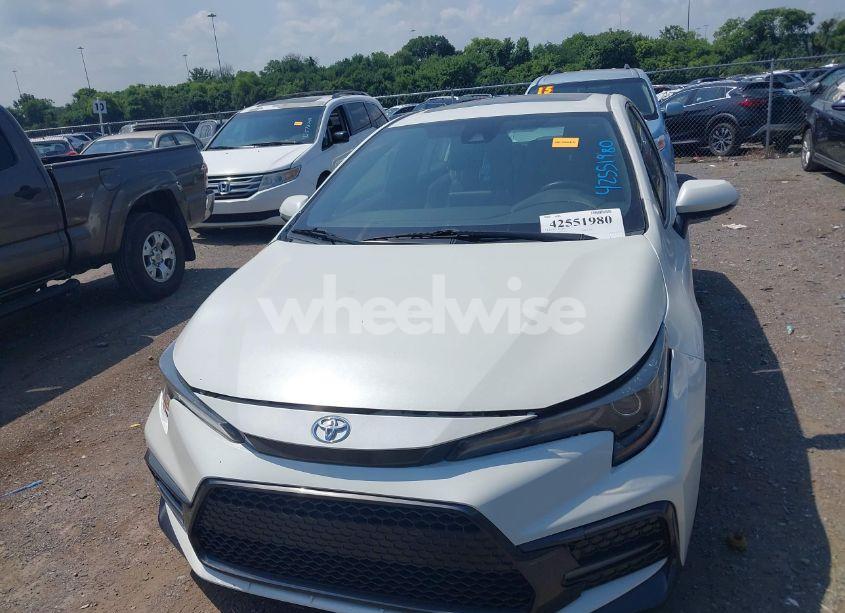 Photo 12 of 2020 Toyota Corolla SE (VIN JTDP4RCE8LJ031042)