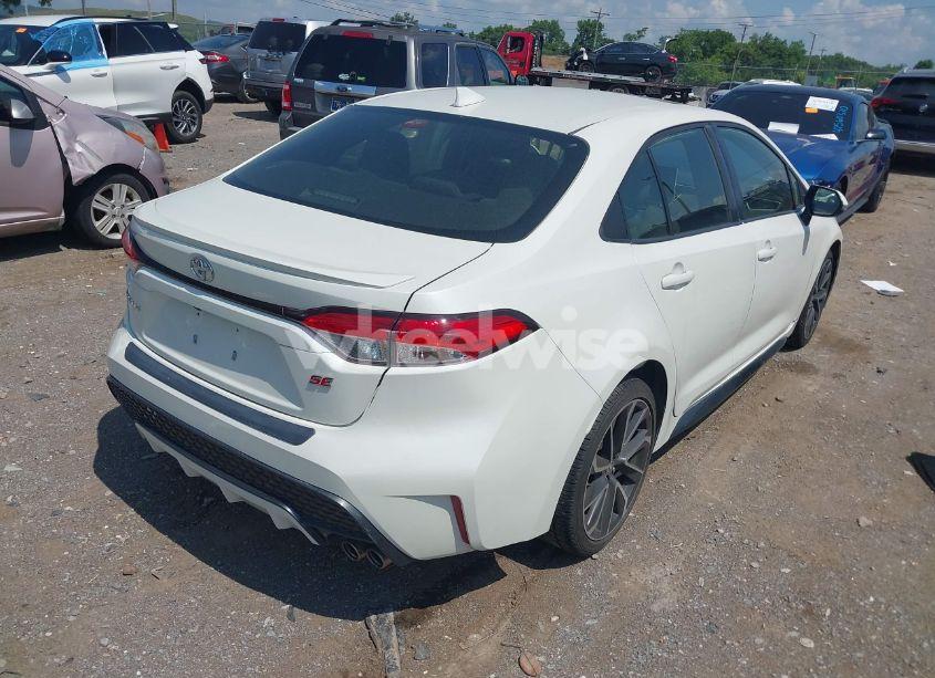 Photo 4 of 2020 Toyota Corolla SE (VIN JTDP4RCE8LJ031042)