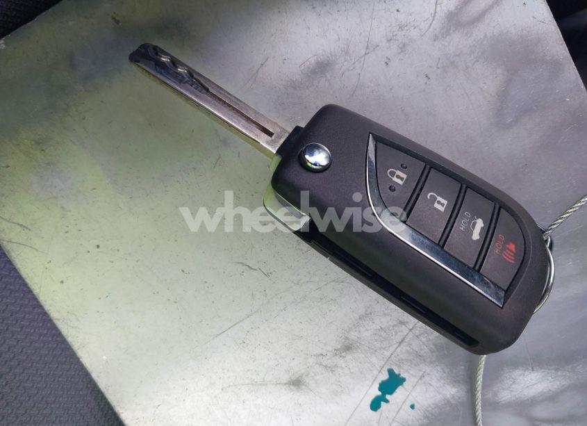 Photo 11 of 2021 Toyota Corolla SE (VIN JTDS4MCE2MJ054525)