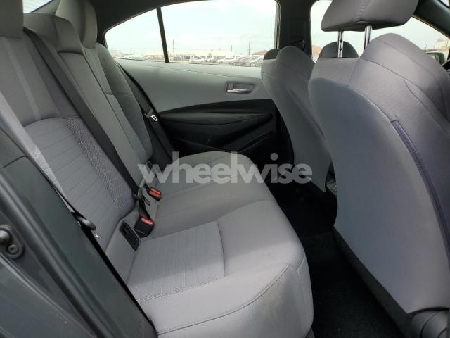 Photo 2 of 2024 TOYOTA COROLLA SE (VIN JTDS4MCE2R3520093)