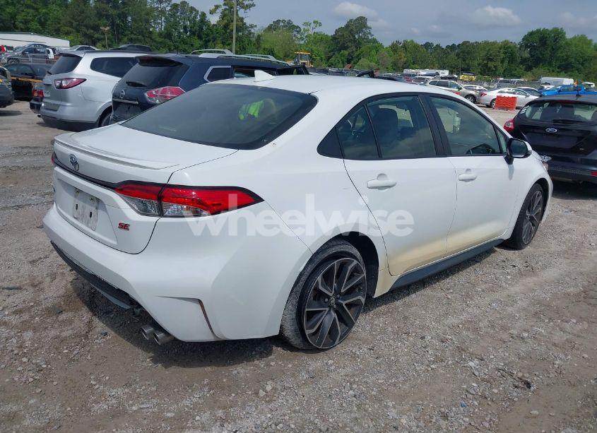 Photo 4 of 2022 Toyota Corolla SE (VIN JTDS4MCE4N3508635)