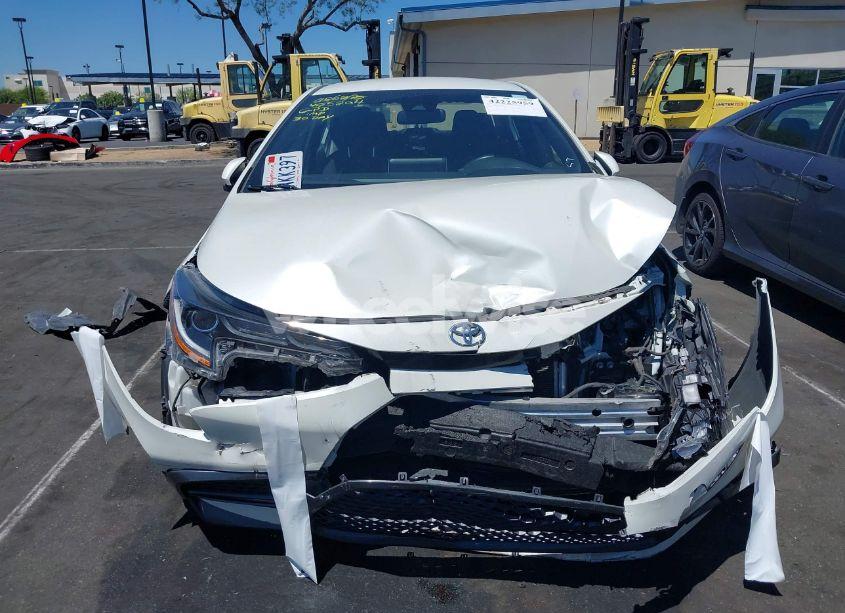 Photo 13 of 2021 Toyota Corolla SE (VIN JTDS4MCE5MJ070444)